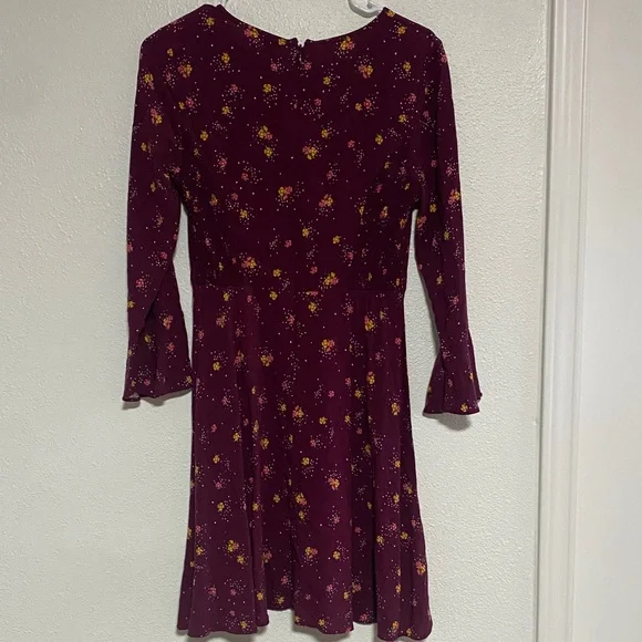 Old Navy Burgundy Floral Long Sleeve Dress - Picture 4 of 7
